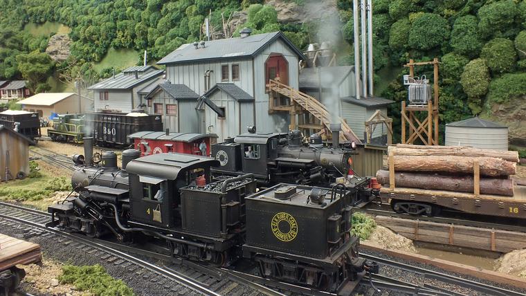 s scale model railroad
